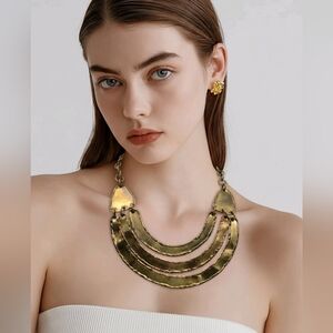 Bold Metal 3 Strand Statement Necklace.